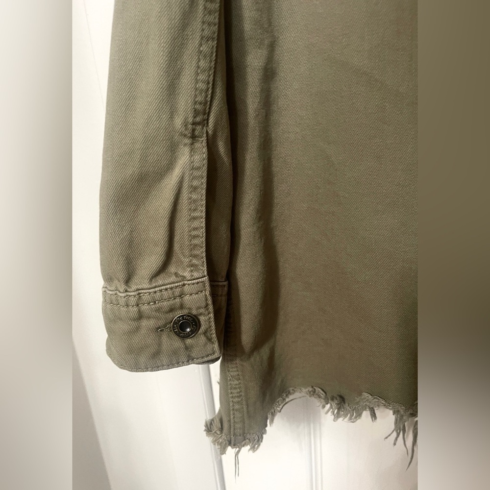Free People Moonchild Shirt Shacket Olive Green Distressed Oversized Size M - Picture 10 of 13